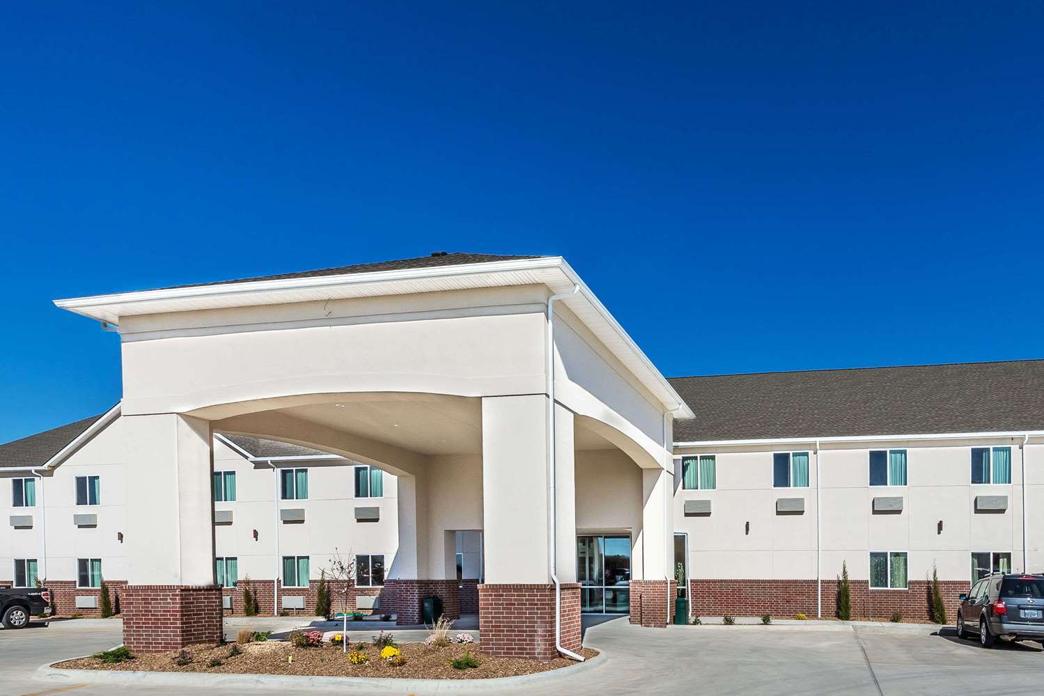 Days Inn & Suites By Wyndham El Dorado Exterior photo